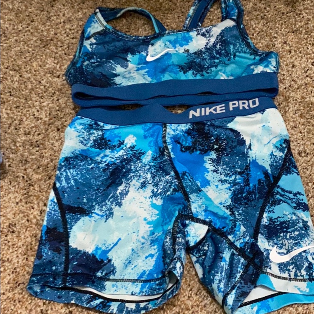 Nike set